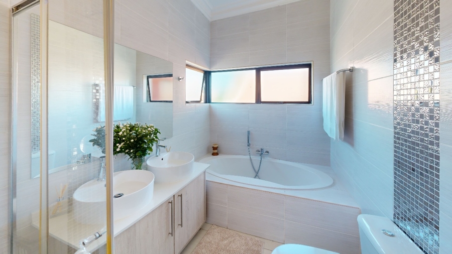 3 Bedroom Property for Sale in Wild Olive Estate Free State